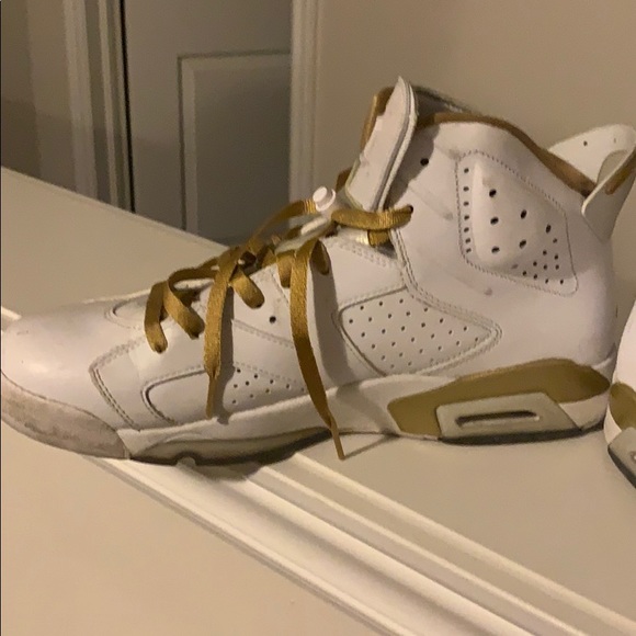 Jordan 6 Retro Golden Moments - Picture 4 of 7
